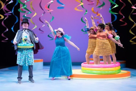 Joe Mallon (Gerald the Elephant), Shayna Blass (Piggie), and company. Photo by Teresa Wood.
