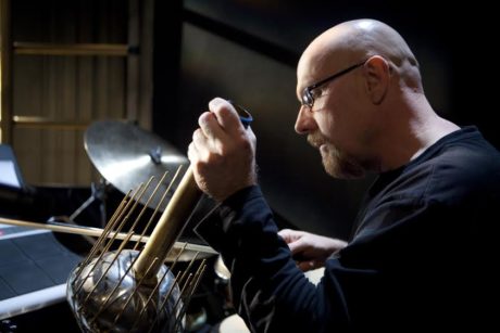 Tom Teasley performing at 'Metropolis' at Constellation Theatre Company. Photo by Daniel Schwartz.