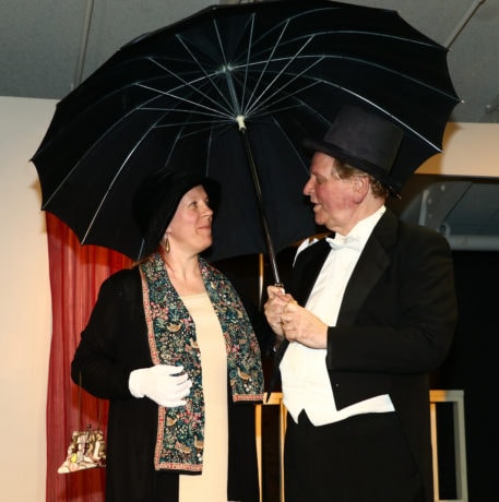 Millie Tansill (Eve Halliday) and Randy Barth (Ronald Eustace Psmith) in 'Leave it to Psmith.' Photo by Eliot Malumuth.